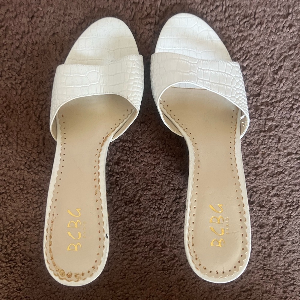 BCBG Peep toe shoes